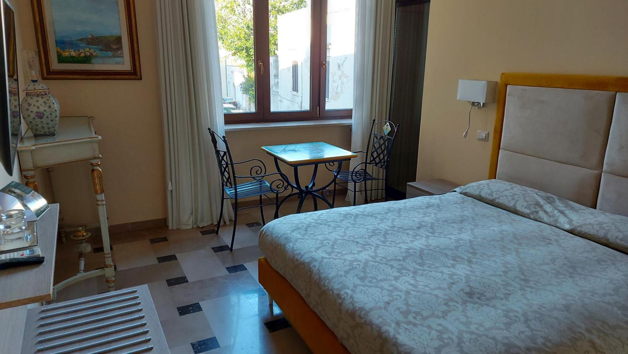 Dimora Charleston Lecce Parcheggio Privato In Loco Gratis Bed & Breakfast Cameră foto